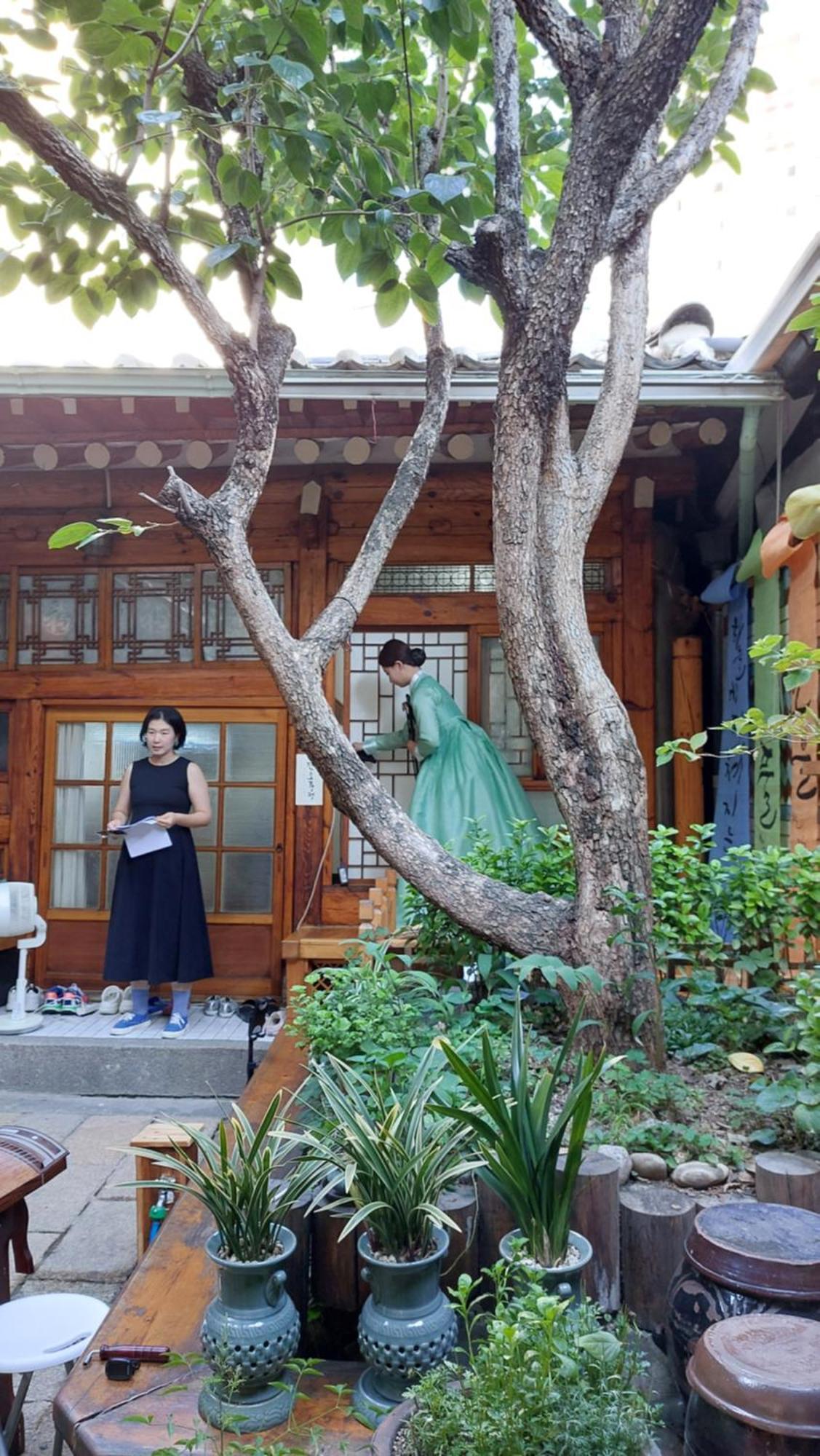 Dongmyo Hanok Sihwadang - Private Korean Style House In The City Center With A Beautiful Garden Seoul Eksteriør bilde